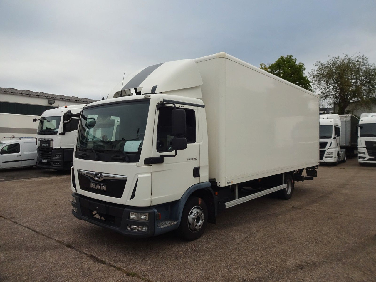 MAN TGL 8.190, LBW, Luft, Tempomat, Standheizung - Bestelwagen gesloten laadbak: afbeelding 1 MAN TGL 8.190, LBW, Luft, Tempomat, Standheizung - Bestelwagen gesloten laadbak: afbeelding 1