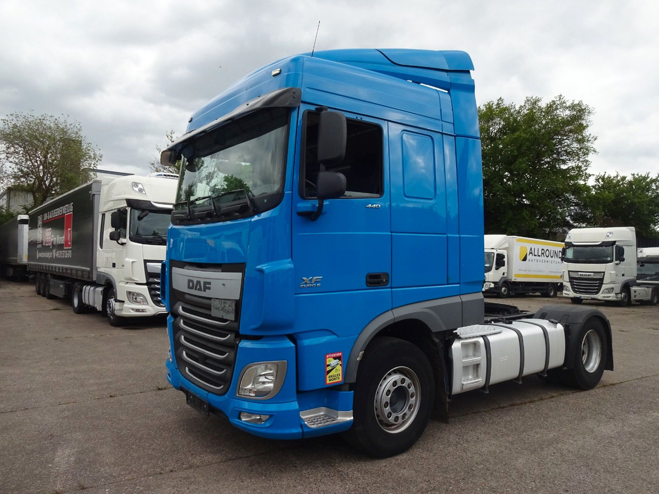 DAF XF 440, SC, Klima, 2 x Tank, Intarder, Standklim - Trekker: afbeelding 2 DAF XF 440, SC, Klima, 2 x Tank, Intarder, Standklim - Trekker: afbeelding 2