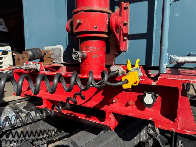 Leasing Bulthuis TATA 23 57m3 Stuuras Liftas 10T assen Klep/Deuren + bietenrek Nieuwe APK 8/2026 Bulthuis TATA 23 57m3 Stuuras Liftas 10T assen Klep/Deuren + bietenrek Nieuwe APK 8/2026: afbeelding 18 Leasing Bulthuis TATA 23 57m3 Stuuras Liftas 10T assen Klep/Deuren + bietenrek Nieuwe APK 8/2026 Bulthuis TATA 23 57m3 Stuuras Liftas 10T assen Klep/Deuren + bietenrek Nieuwe APK 8/2026: afbeelding 18