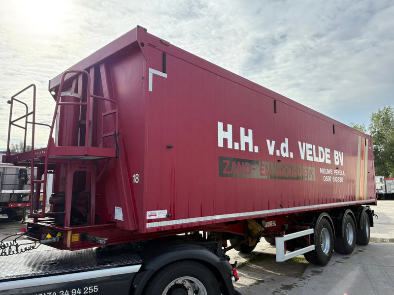 Carnehl 60m3 10 tons assen Bietenrek&Klep/deuren Stuuras Liftas Nieuwe APK! - Kipper oplegger: afbeelding 1 Carnehl 60m3 10 tons assen Bietenrek&Klep/deuren Stuuras Liftas Nieuwe APK! - Kipper oplegger: afbeelding 1