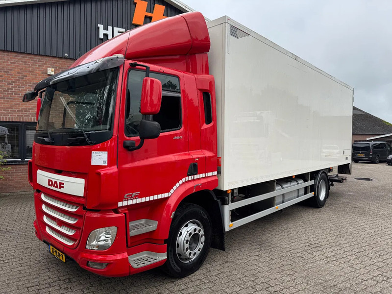 DAF CF 260 4X2 7.6 Frigoblock FK12 -25 Trennwand 2T LBW, HEIWO, Top condition - Isotherm vrachtwagen: afbeelding 1 DAF CF 260 4X2 7.6 Frigoblock FK12 -25 Trennwand 2T LBW, HEIWO, Top condition - Isotherm vrachtwagen: afbeelding 1