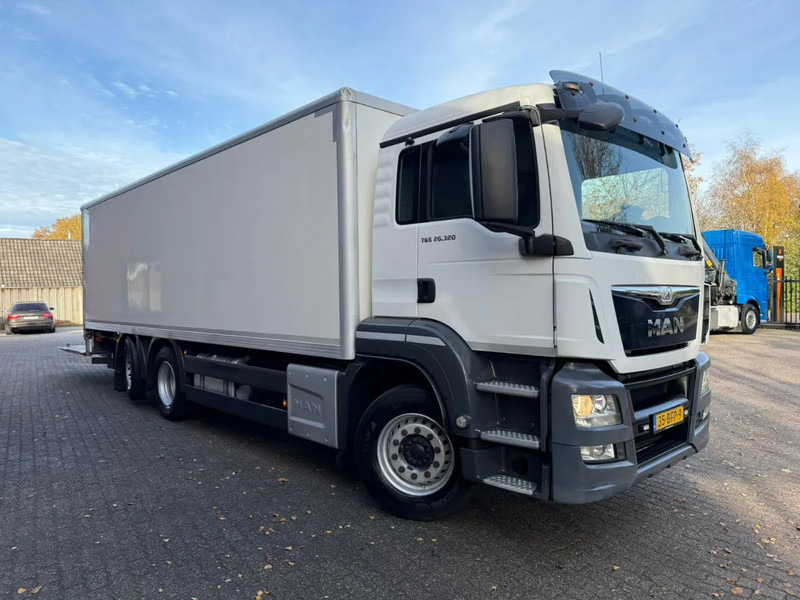 MAN TGS 26.320 7.6M Koffer Stuuras AHK 3.000KG LBW 243.060KM! NL Truck EURO 6 APK 02/2026 - Bakwagen: afbeelding 2 MAN TGS 26.320 7.6M Koffer Stuuras AHK 3.000KG LBW 243.060KM! NL Truck EURO 6 APK 02/2026 - Bakwagen: afbeelding 2
