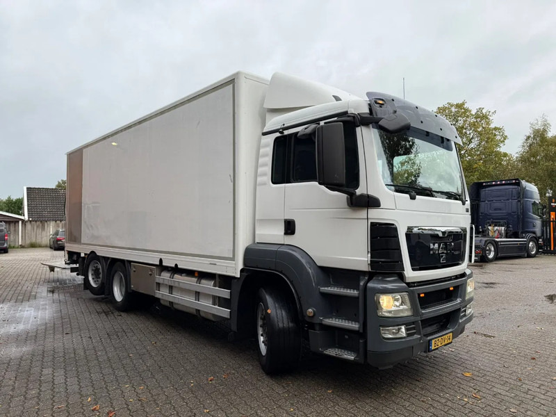 MAN TGS 26.320 Koffer Stuuras AHK 2.500KG LBW 319.460KM! NL Truck - Bakwagen: afbeelding 2 MAN TGS 26.320 Koffer Stuuras AHK 2.500KG LBW 319.460KM! NL Truck - Bakwagen: afbeelding 2