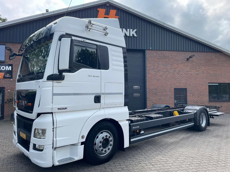 MAN TGX 18.400 XLX AHK LBW Standairco NL Truck - Containertransporter/ Wissellaadbak vrachtwagen: afbeelding 1 MAN TGX 18.400 XLX AHK LBW Standairco NL Truck - Containertransporter/ Wissellaadbak vrachtwagen: afbeelding 1