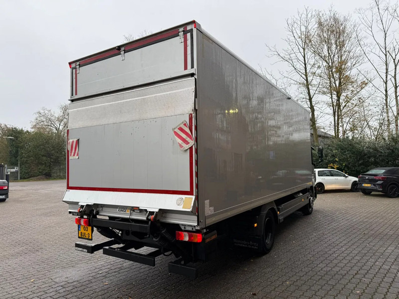 Mercedes-Benz Atego 1218 7.3M Koffer 1500KG LBW 323.826KM! NL Truck APK/TUV 26-04-2026 - Bakwagen: afbeelding 3 Mercedes-Benz Atego 1218 7.3M Koffer 1500KG LBW 323.826KM! NL Truck APK/TUV 26-04-2026 - Bakwagen: afbeelding 3