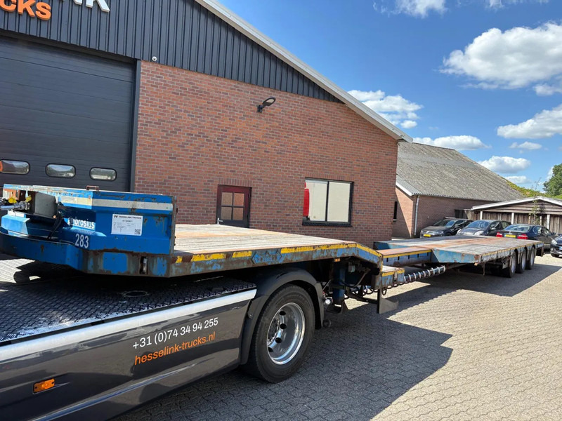 Nooteboom OSDS-48-03V 6M Uitschuifbaar Naloop stuuras Verbreders - Dieplader oplegger: afbeelding 1 Nooteboom OSDS-48-03V 6M Uitschuifbaar Naloop stuuras Verbreders - Dieplader oplegger: afbeelding 1