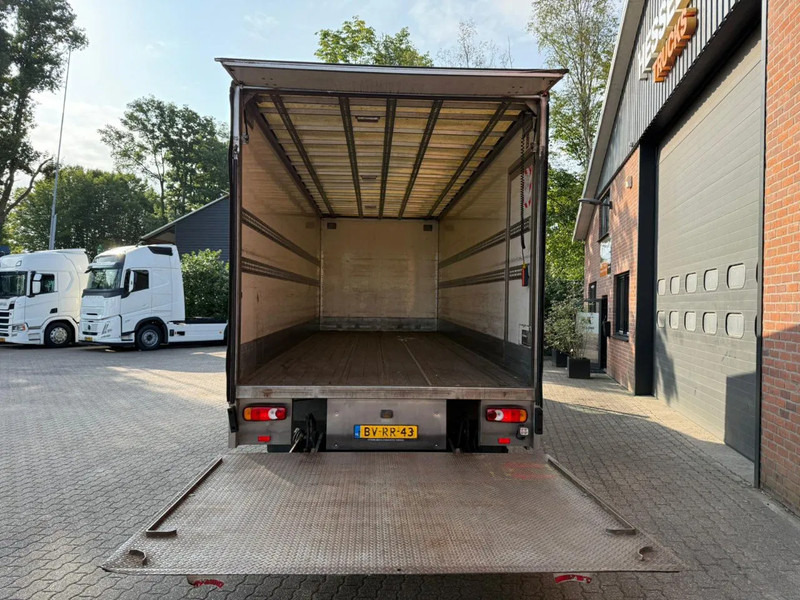 Renault Premium 280 18T Airco 584.954KM Slaapcabine Handgeschakeld Airco NL Truck - Bakwagen: afbeelding 5 Renault Premium 280 18T Airco 584.954KM Slaapcabine Handgeschakeld Airco NL Truck - Bakwagen: afbeelding 5