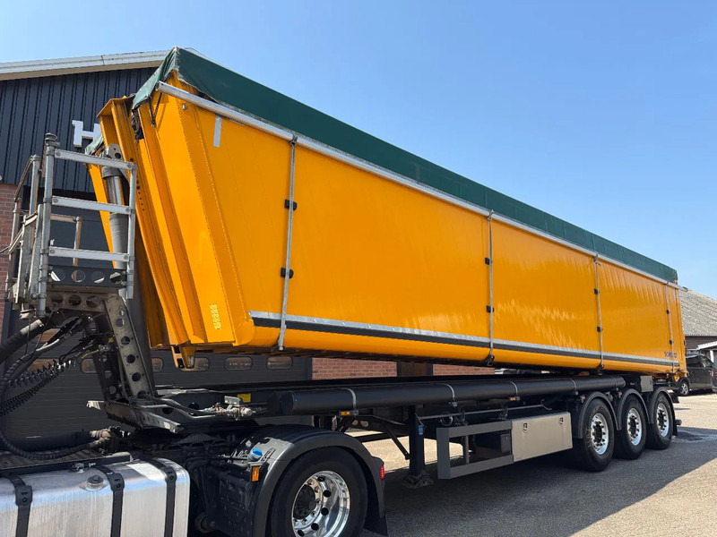 Schmitz Cargobull 55M3 Blaaskipper Kombi Schleuse + SCANIA P450 - Kipper oplegger: afbeelding 2 Schmitz Cargobull 55M3 Blaaskipper Kombi Schleuse + SCANIA P450 - Kipper oplegger: afbeelding 2