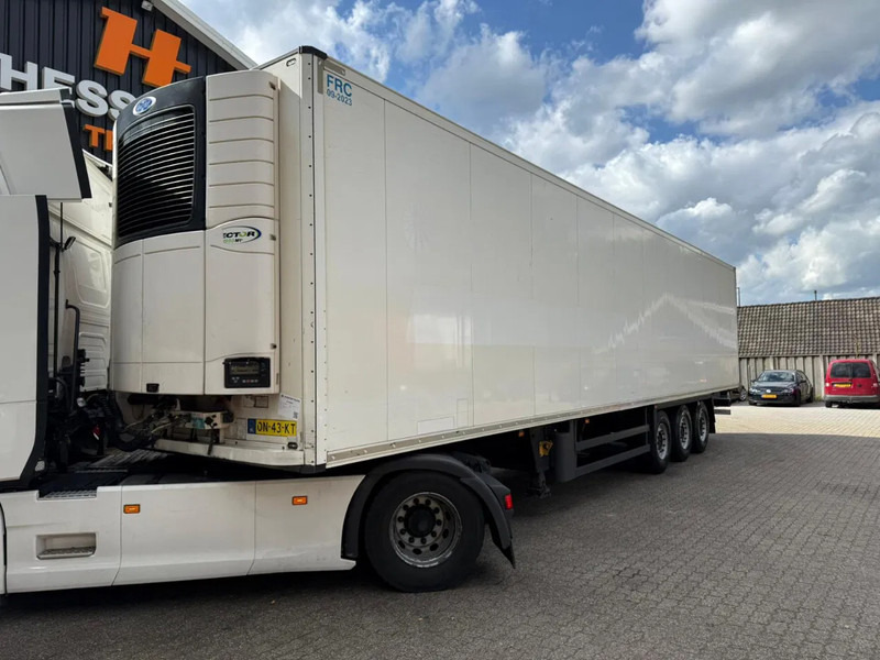 Schmitz Cargobull SKO 24 5x Meatrails Rohrbahnen Fleisch Carrier Vector 1950MT - Isotherm oplegger: afbeelding 1 Schmitz Cargobull SKO 24 5x Meatrails Rohrbahnen Fleisch Carrier Vector 1950MT - Isotherm oplegger: afbeelding 1