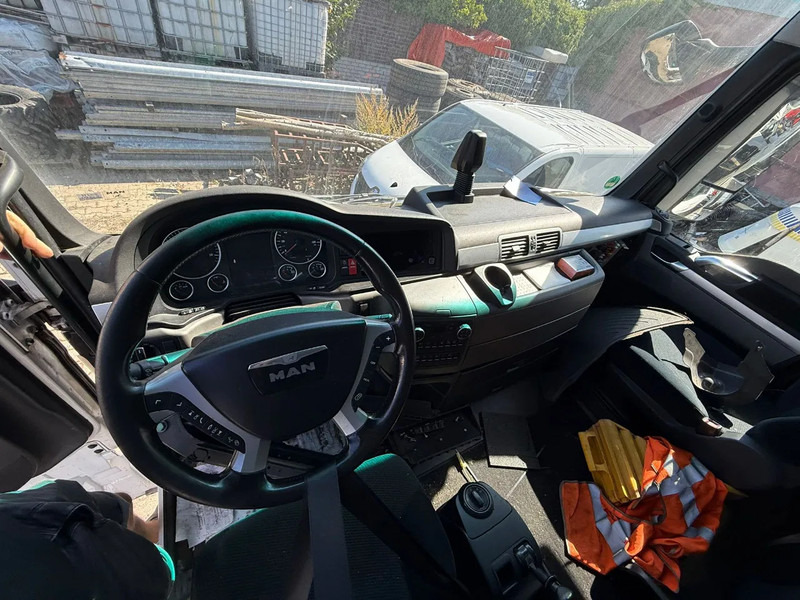 MAN TGX 18.440 XXL NO Gearbox & NO Engine, complete brief - Trekker: afbeelding 5 MAN TGX 18.440 XXL NO Gearbox & NO Engine, complete brief - Trekker: afbeelding 5