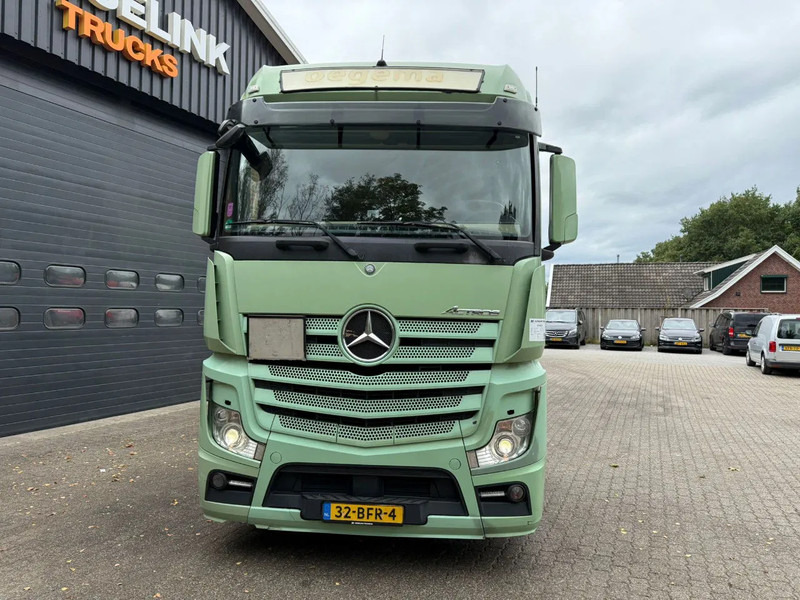 Mercedes-Benz Actros 1842 4X2 Streamspace Side skirts 2x tank NL Truck - Trekker: afbeelding 4 Mercedes-Benz Actros 1842 4X2 Streamspace Side skirts 2x tank NL Truck - Trekker: afbeelding 4