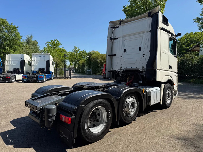 Mercedes-Benz Actros 2545 6X2 Bigspace Gestuurde voorloopas NL Truck 375.020KM - Trekker: afbeelding 4 Mercedes-Benz Actros 2545 6X2 Bigspace Gestuurde voorloopas NL Truck 375.020KM - Trekker: afbeelding 4