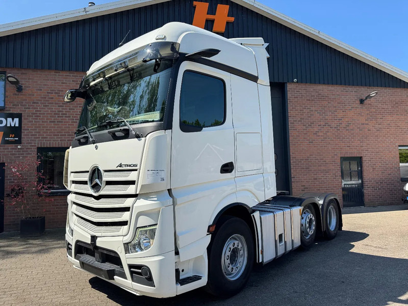 Mercedes-Benz Actros 2545 6X2 Bigspace Gestuurde voorloopas NL Truck 375.020KM - Trekker: afbeelding 1 Mercedes-Benz Actros 2545 6X2 Bigspace Gestuurde voorloopas NL Truck 375.020KM - Trekker: afbeelding 1