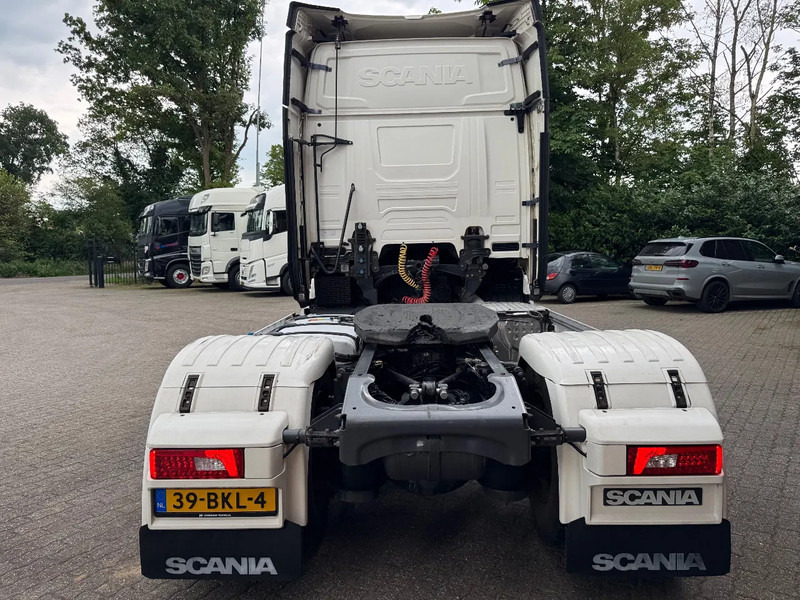 Scania R450 4X2 Standairco LED NL Truck APK/TUV 09/2025 - Trekker: afbeelding 5 Scania R450 4X2 Standairco LED NL Truck APK/TUV 09/2025 - Trekker: afbeelding 5