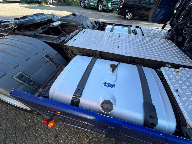 Scania R490 6X2 Topline Standairco 2X tank NL Truck - Trekker: afbeelding 5 Scania R490 6X2 Topline Standairco 2X tank NL Truck - Trekker: afbeelding 5