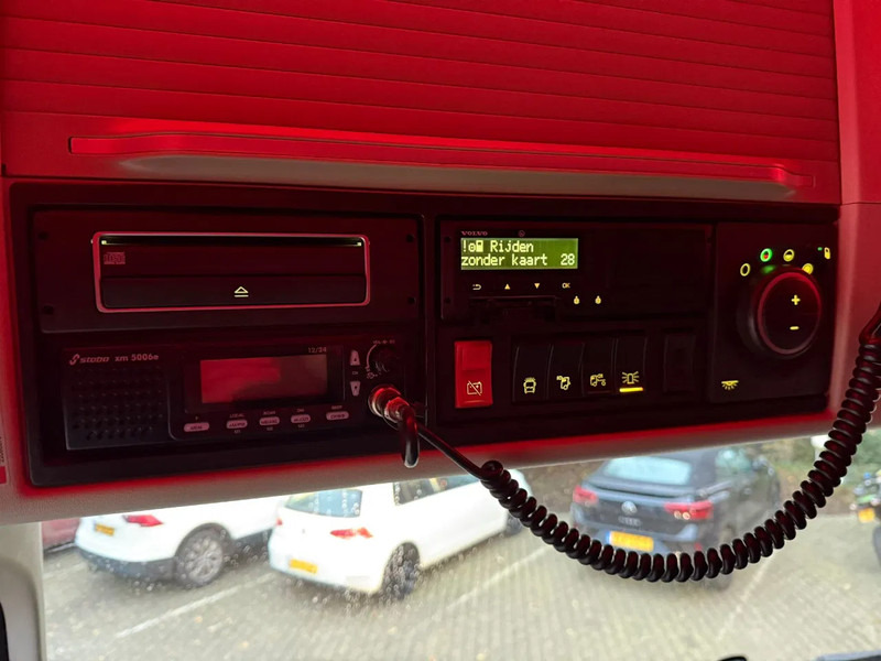 Trekker Volvo FH 460 6X2 Globetrotter XL ADR 427.228KM!! NL Truck: afbeelding 10 Trekker Volvo FH 460 6X2 Globetrotter XL ADR 427.228KM!! NL Truck: afbeelding 10