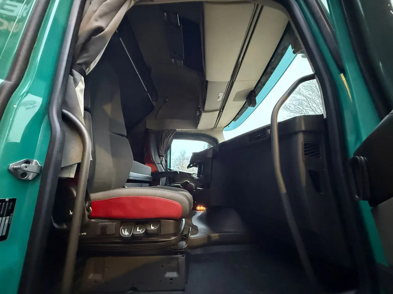 Trekker Volvo FH 460 6X2 Globetrotter XL ADR 427.228KM!! NL Truck: afbeelding 7 Trekker Volvo FH 460 6X2 Globetrotter XL ADR 427.228KM!! NL Truck: afbeelding 7