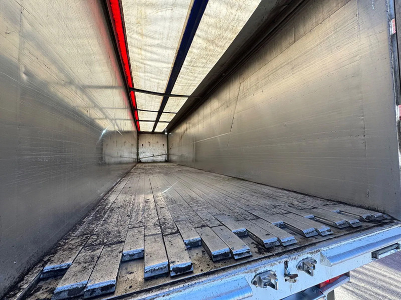 Kraker 90m3 Cargo Floor 10MM Stuuras Lenkachse Liftachse Nieuwe APK/TUV 04/2026 - Schuifvloer oplegger: afbeelding 4 Kraker 90m3 Cargo Floor 10MM Stuuras Lenkachse Liftachse Nieuwe APK/TUV 04/2026 - Schuifvloer oplegger: afbeelding 4
