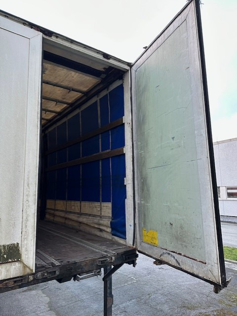 Kögel BDF-System 7.450 mm, Heck hohe Portaltüren - Schuifzeilen laadbak: afbeelding 3 Kögel BDF-System 7.450 mm, Heck hohe Portaltüren - Schuifzeilen laadbak: afbeelding 3