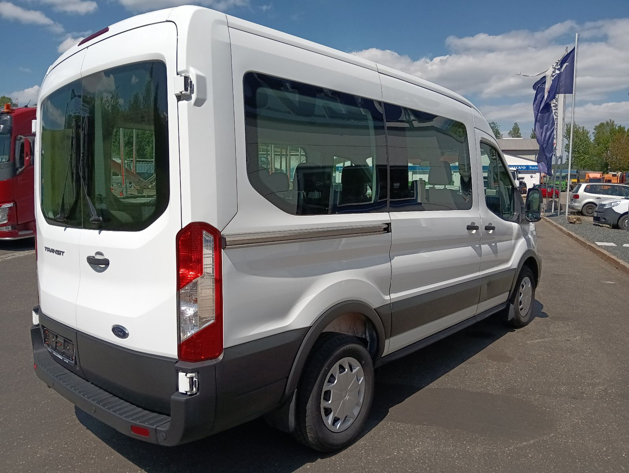 Ford Transit Kombi 350 L2 Trend 9-Sitzer 2xHeizung/Kl - Personenvervoer, Bestelwagen met dubbele cabine: afbeelding 4 Ford Transit Kombi 350 L2 Trend 9-Sitzer 2xHeizung/Kl - Personenvervoer, Bestelwagen met dubbele cabine: afbeelding 4