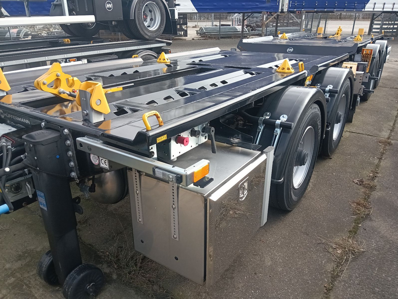 Hüffermann 2-ACHS-MINI-CARRIER MULTIFIX verzinkt NEU BPW Hüffermann 2-ACHS-MINI-CARRIER MULTIFIX verzinkt NEU BPW - Haakarm/ Portaalarm aanhanger: afbeelding 2 Hüffermann 2-ACHS-MINI-CARRIER MULTIFIX verzinkt NEU BPW Hüffermann 2-ACHS-MINI-CARRIER MULTIFIX verzinkt NEU BPW - Haakarm/ Portaalarm aanhanger: afbeelding 2
