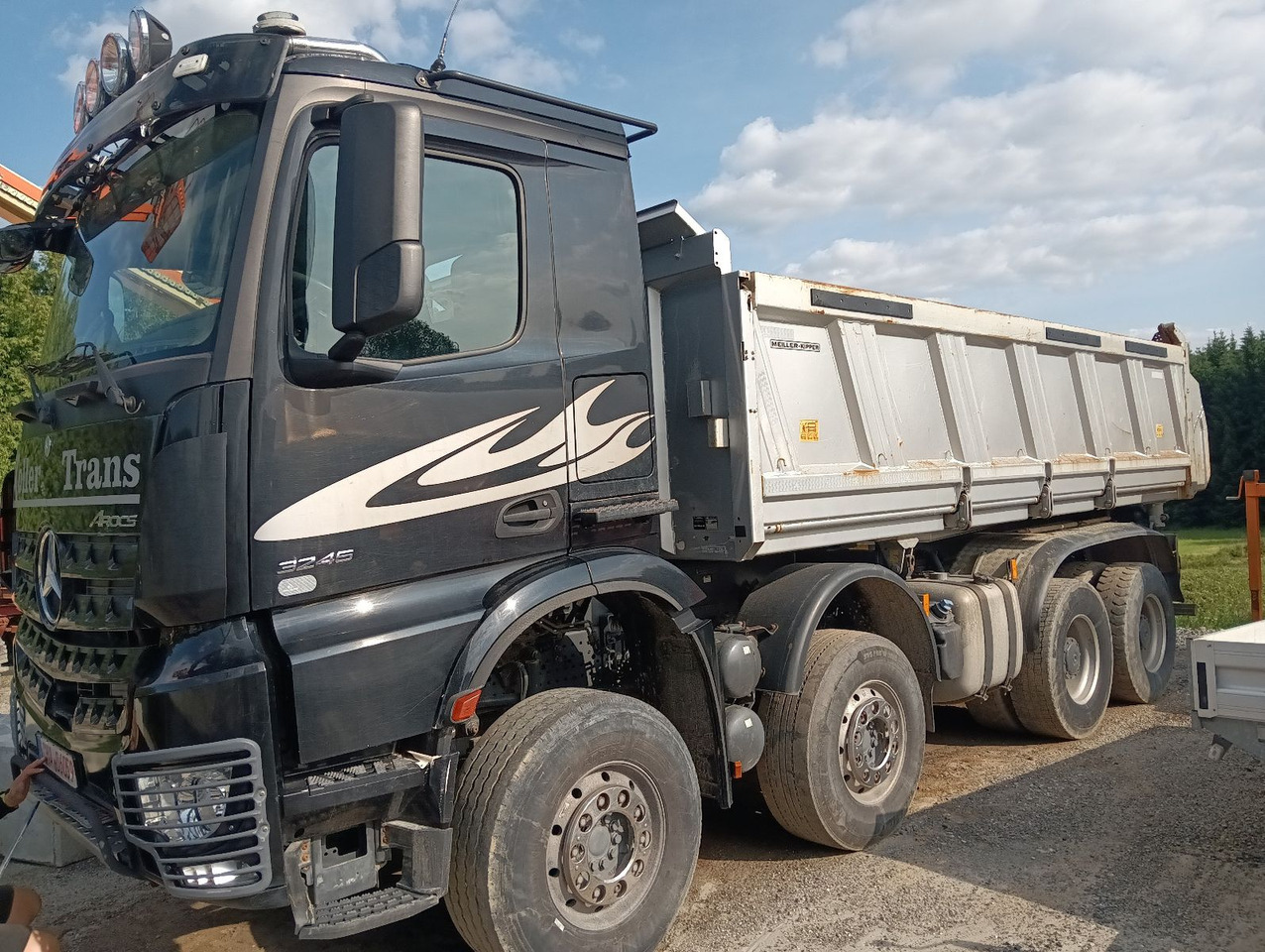 Mercedes-Benz AROCS 3246 8x4 MEILLER 3-Seiten Bordmatic SCHALT - Kipper vrachtwagen: afbeelding 3 Mercedes-Benz AROCS 3246 8x4 MEILLER 3-Seiten Bordmatic SCHALT - Kipper vrachtwagen: afbeelding 3