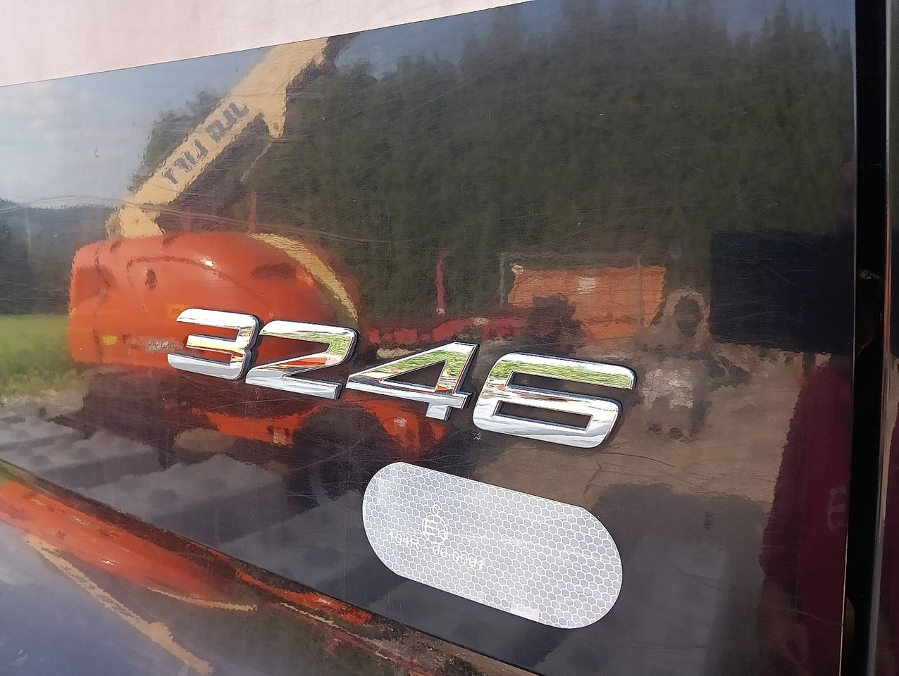 Mercedes-Benz AROCS 3246 8x4 MEILLER 3-Seiten Bordmatic SCHALT - Kipper vrachtwagen: afbeelding 2 Mercedes-Benz AROCS 3246 8x4 MEILLER 3-Seiten Bordmatic SCHALT - Kipper vrachtwagen: afbeelding 2