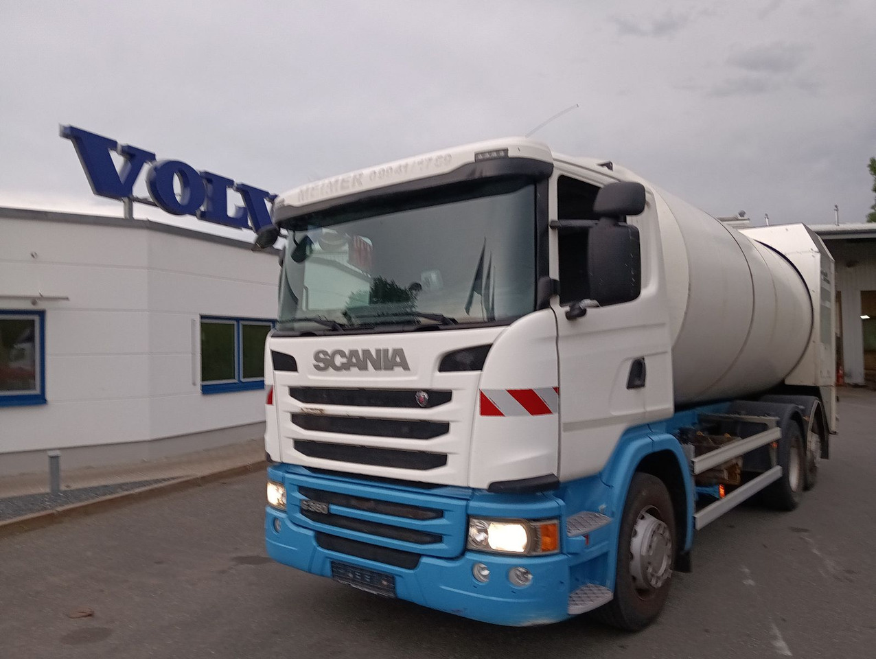 Scania G360 6x2 RETARDER FAUN ROTOPRESS 521L Zöller 230 - Vuilniswagen: afbeelding 1 Scania G360 6x2 RETARDER FAUN ROTOPRESS 521L Zöller 230 - Vuilniswagen: afbeelding 1
