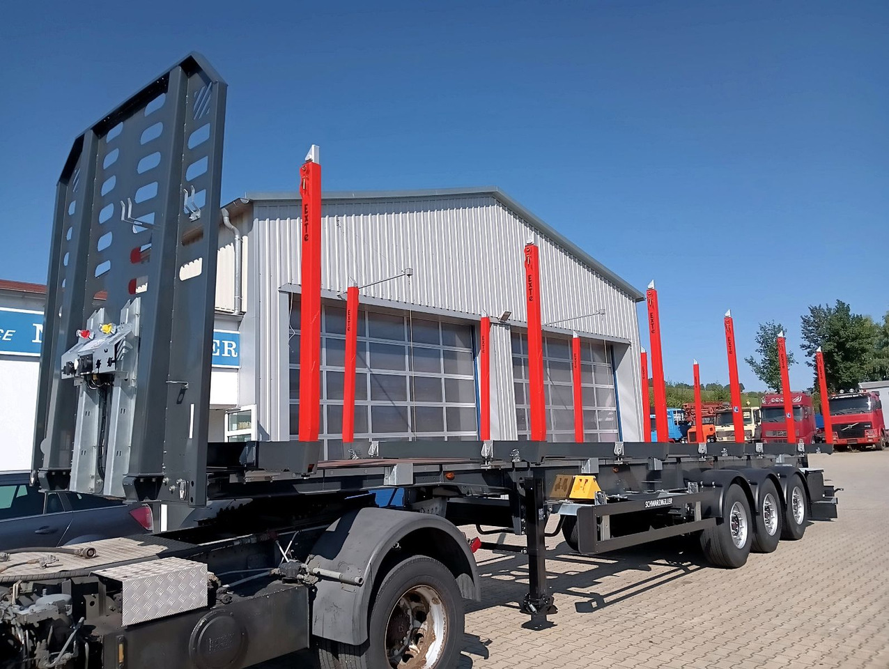 Schwarzmüller 3-A Rungensattel 6xExte144S 5560kg NEU sofort Schwarzmüller 3-A Rungensattel 6xExte144S 5560kg NEU sofort - Houtoplegger: afbeelding 3 Schwarzmüller 3-A Rungensattel 6xExte144S 5560kg NEU sofort Schwarzmüller 3-A Rungensattel 6xExte144S 5560kg NEU sofort - Houtoplegger: afbeelding 3