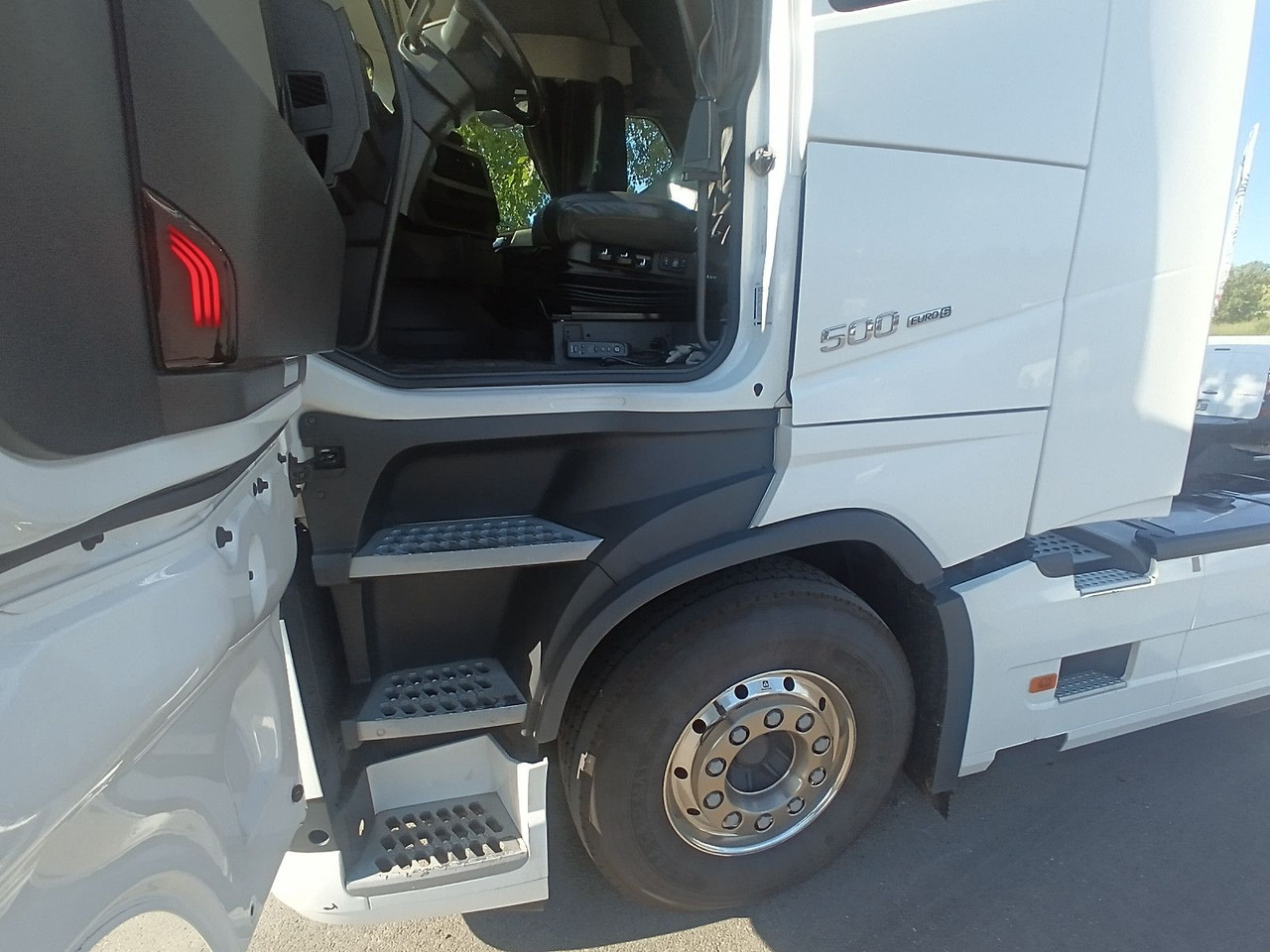 Volvo FH 500 4x2T Globe RETARDER FullOption Air/Air - Trekker: afbeelding 5 Volvo FH 500 4x2T Globe RETARDER FullOption Air/Air - Trekker: afbeelding 5