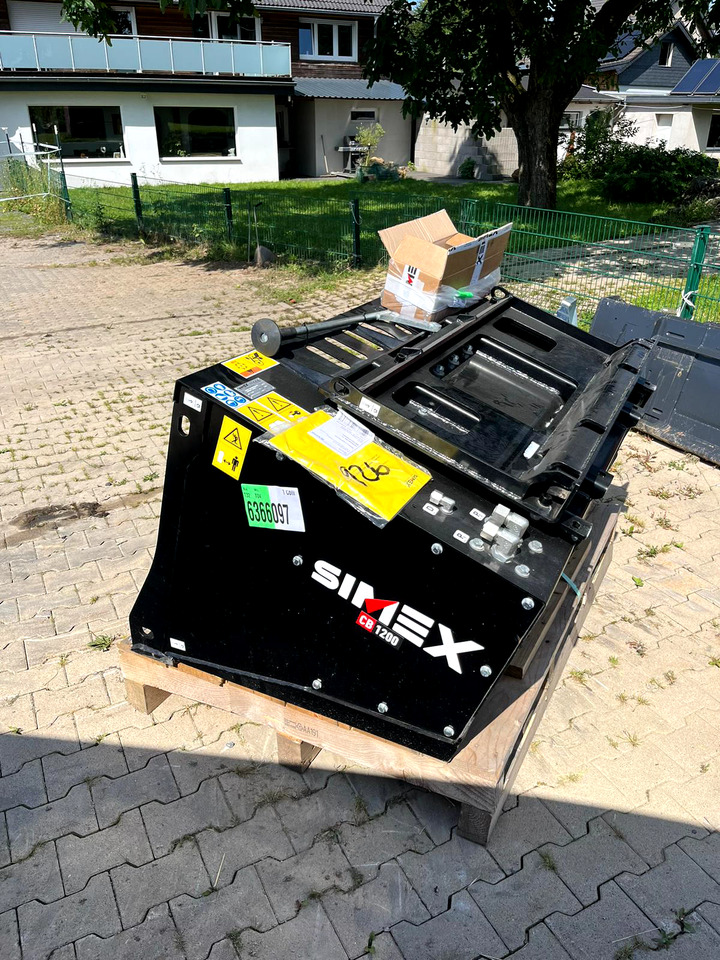 Simex CB1200 Crusher bucket for Skid loader (Highflow!) - Voorladerbak voor Bak: afbeelding 4 Simex CB1200 Crusher bucket for Skid loader (Highflow!) - Voorladerbak voor Bak: afbeelding 4