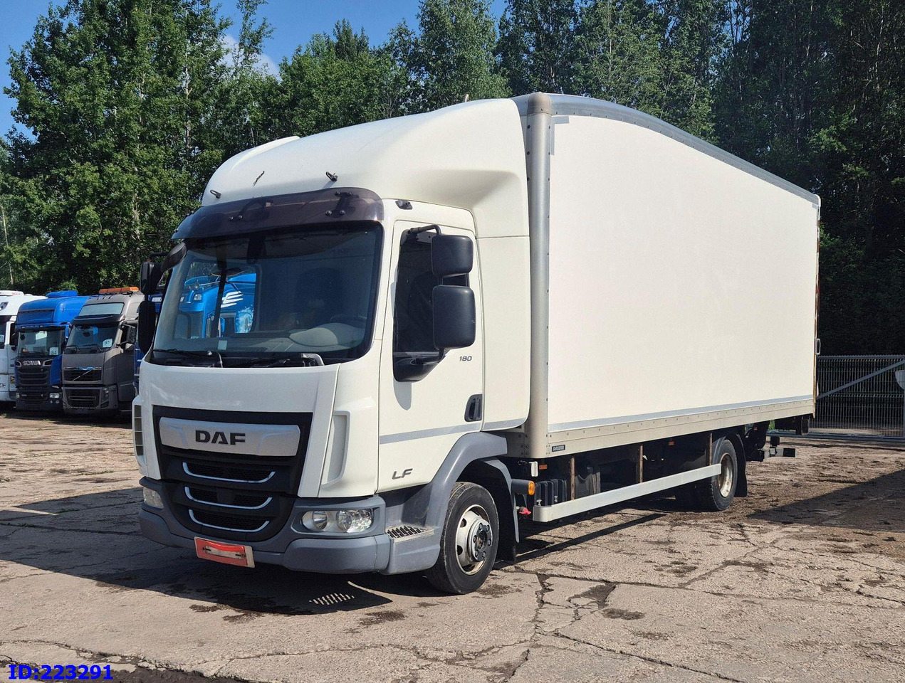 DAF LF 180 FA - Euro6 - Manual - Bakwagen: afbeelding 1 DAF LF 180 FA - Euro6 - Manual - Bakwagen: afbeelding 1