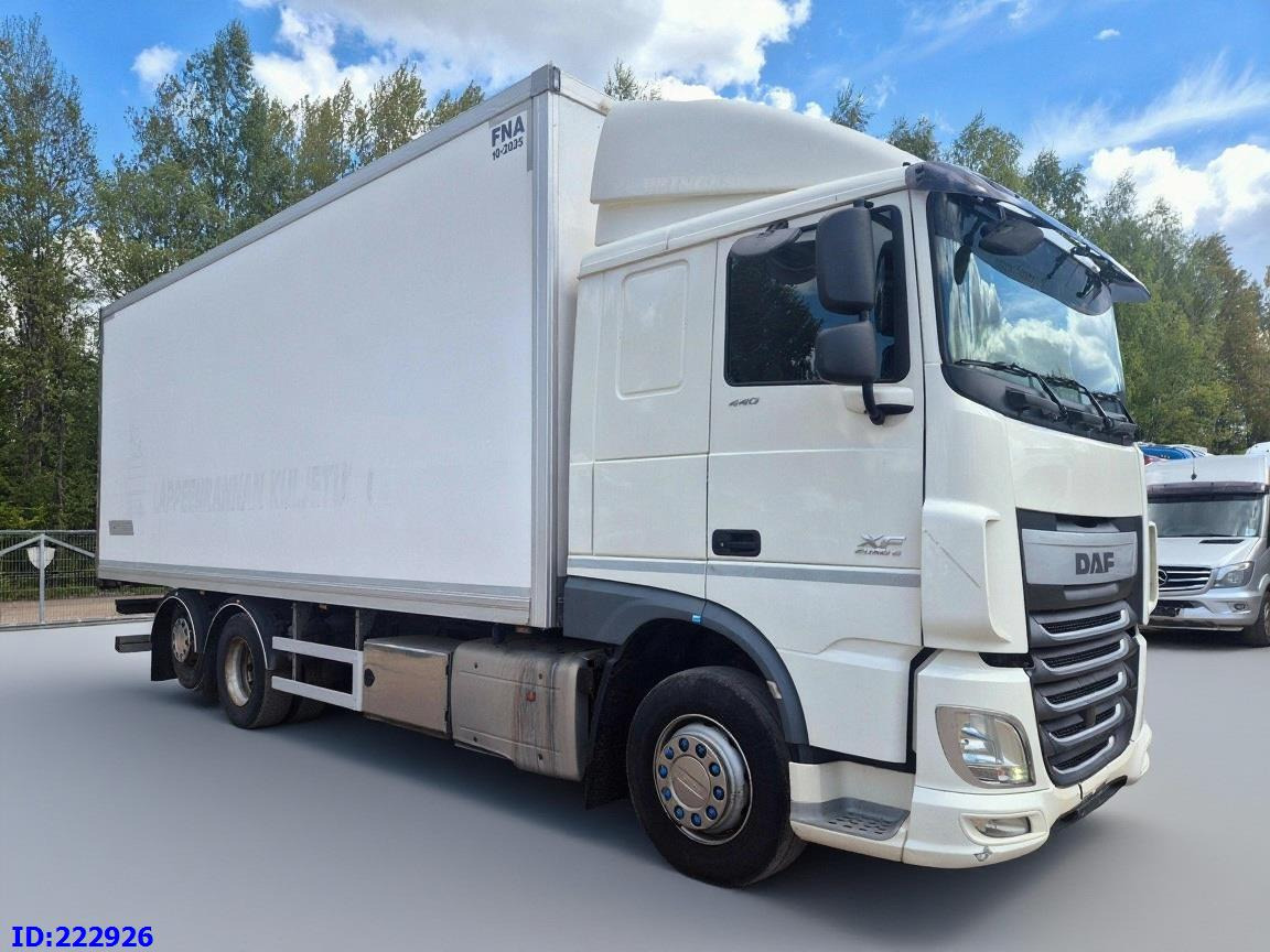 DAF XF 106 440 FAR 6x2 Euro6 - Isotherm vrachtwagen: afbeelding 4 DAF XF 106 440 FAR 6x2 Euro6 - Isotherm vrachtwagen: afbeelding 4