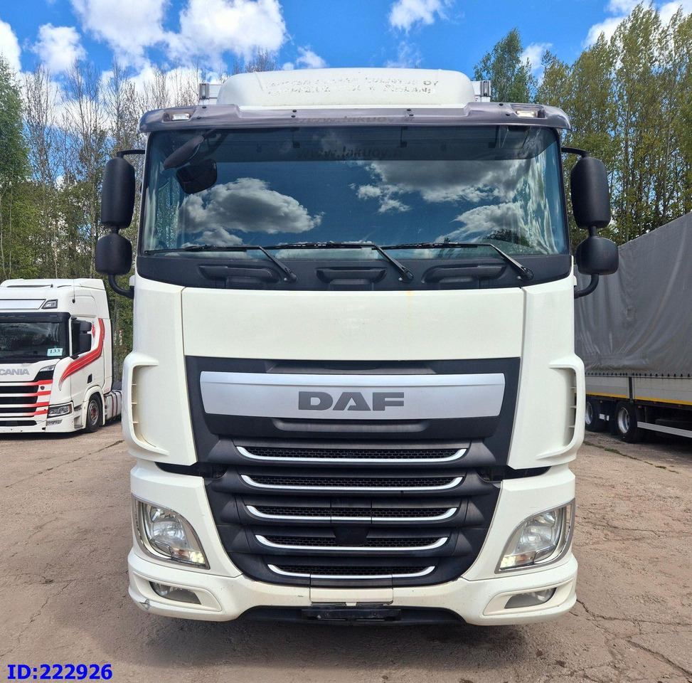 DAF XF 106 440 FAR 6x2 Euro6 - Isotherm vrachtwagen: afbeelding 2 DAF XF 106 440 FAR 6x2 Euro6 - Isotherm vrachtwagen: afbeelding 2