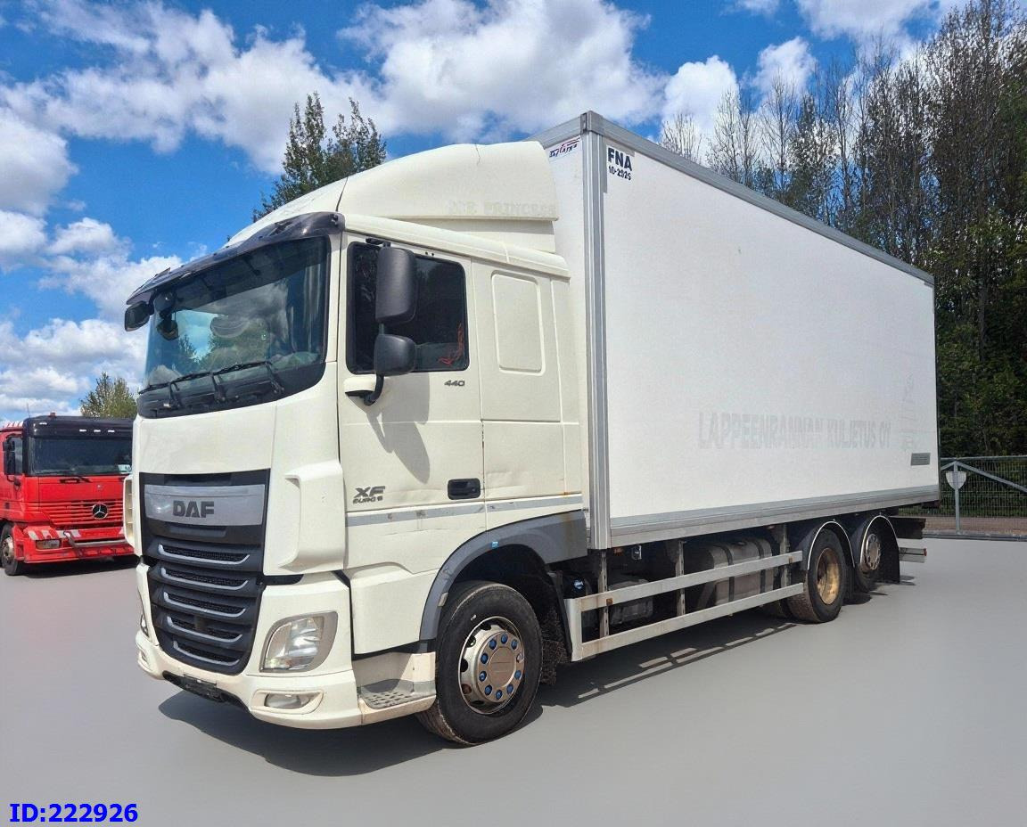 DAF XF 106 440 FAR 6x2 Euro6 - Isotherm vrachtwagen: afbeelding 1 DAF XF 106 440 FAR 6x2 Euro6 - Isotherm vrachtwagen: afbeelding 1