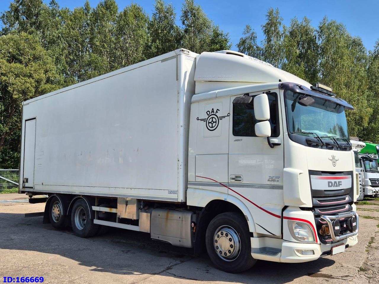 DAF XF 106.460 FAR 6X2 Euro6 - Koelwagen vrachtwagen: afbeelding 4 DAF XF 106.460 FAR 6X2 Euro6 - Koelwagen vrachtwagen: afbeelding 4