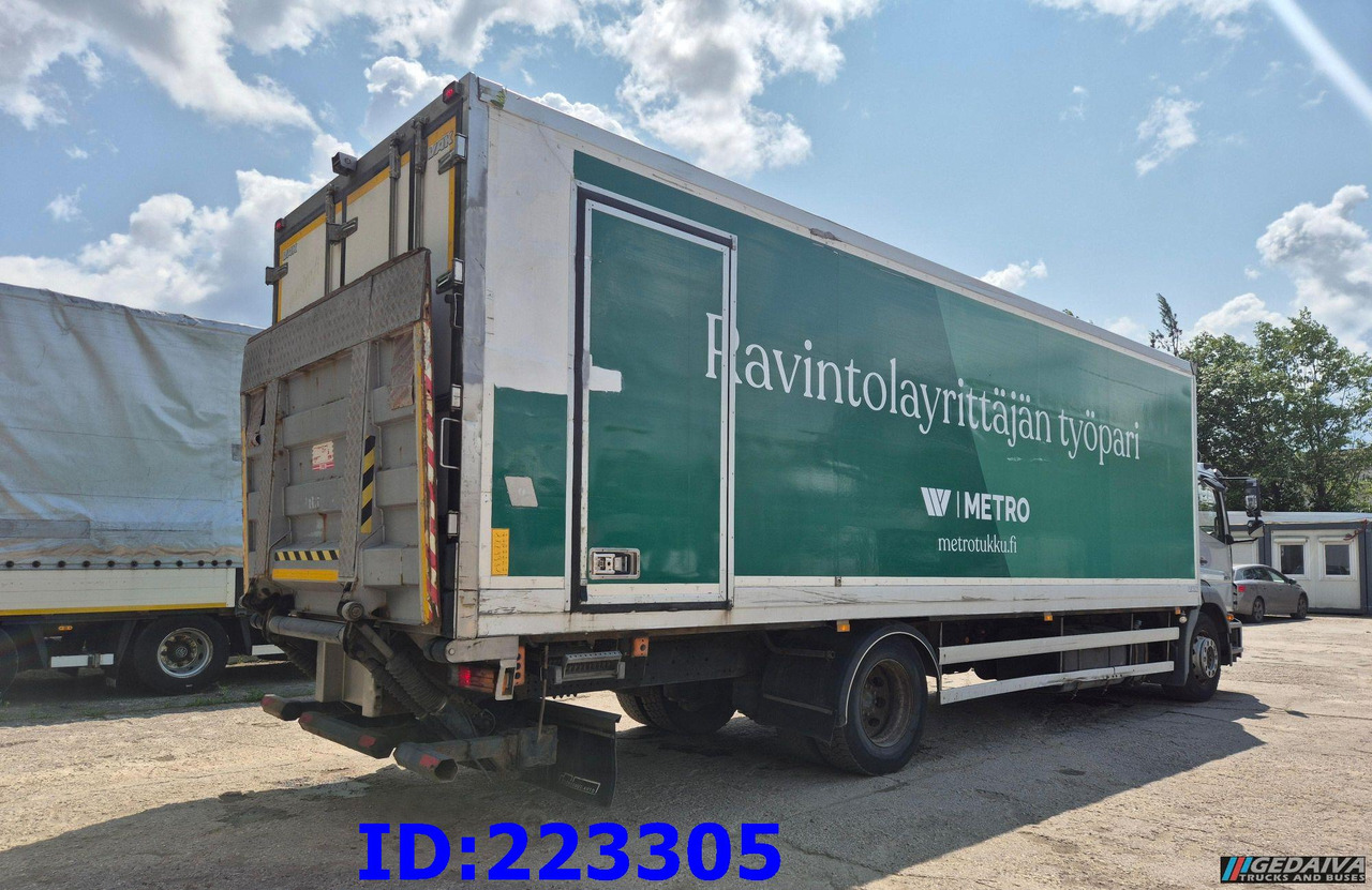 MERCEDES-BENZ Axor 1829 Euro5 Manual + Tail lift - Koelwagen vrachtwagen: afbeelding 4 MERCEDES-BENZ Axor 1829 Euro5 Manual + Tail lift - Koelwagen vrachtwagen: afbeelding 4