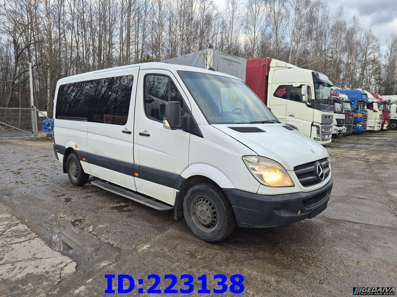 MERCEDES-BENZ Sprinter 213 - Euro5 - Touringcar: afbeelding 1 MERCEDES-BENZ Sprinter 213 - Euro5 - Touringcar: afbeelding 1