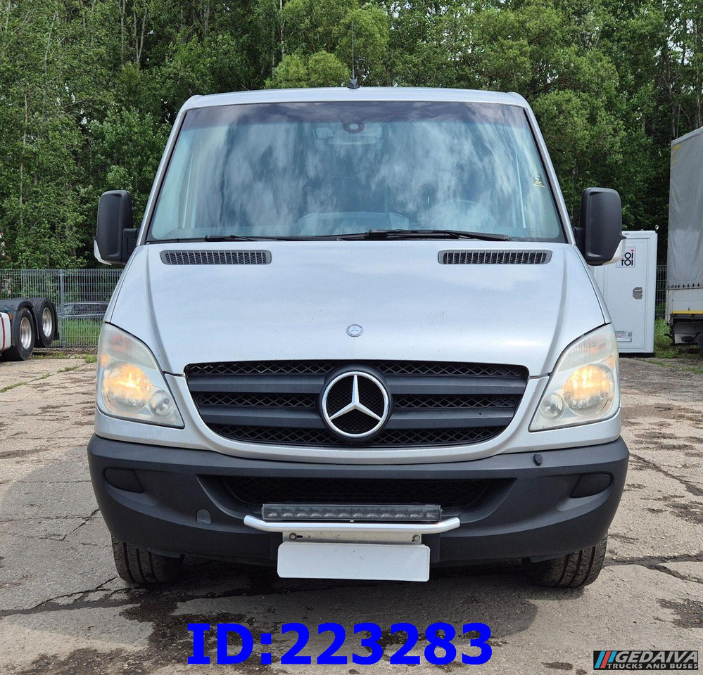 MERCEDES-BENZ Sprinter 313 - Kasten VIP -Euro5 - Touringcar: afbeelding 2 MERCEDES-BENZ Sprinter 313 - Kasten VIP -Euro5 - Touringcar: afbeelding 2
