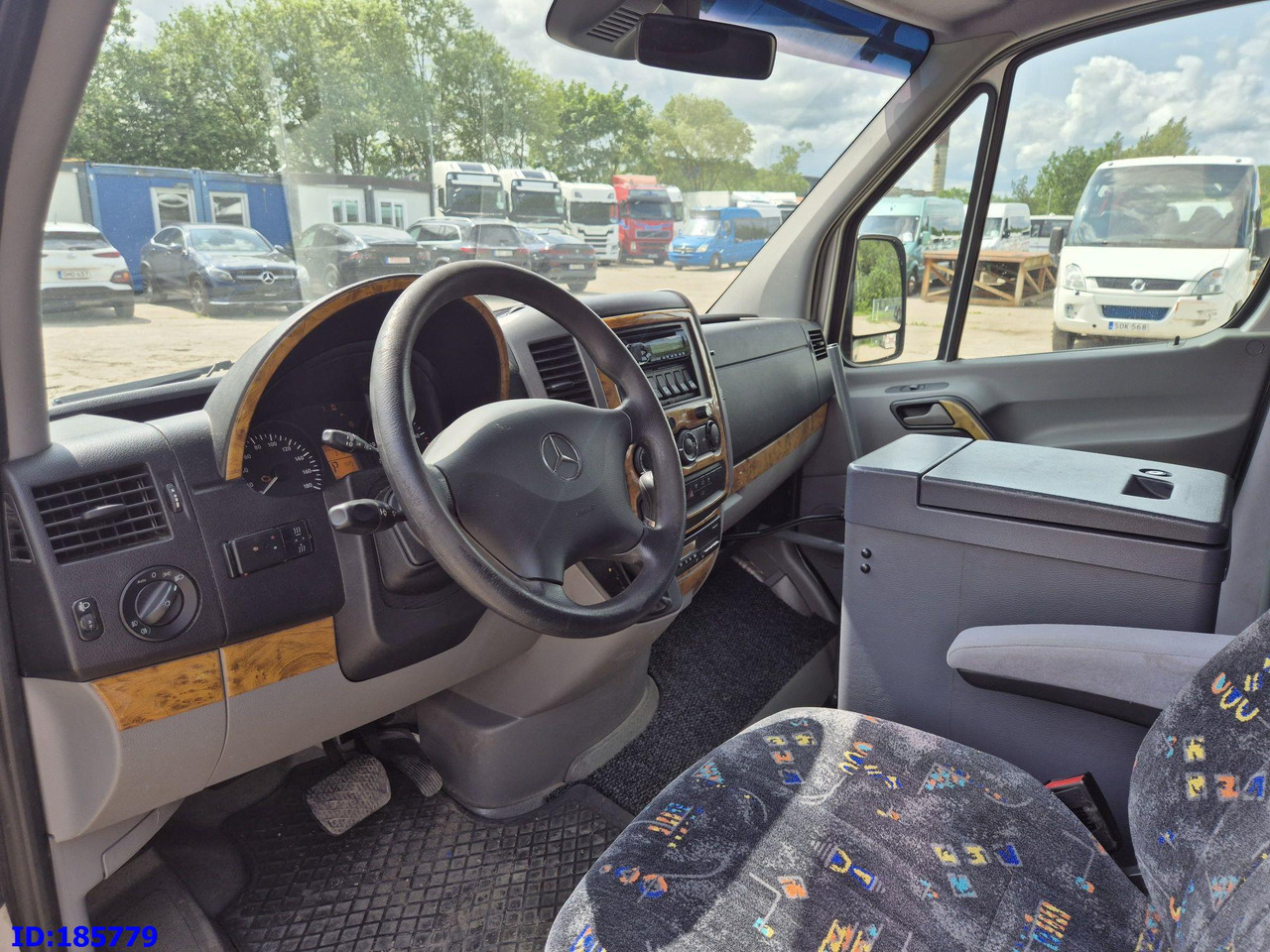Touringcar MERCEDES-BENZ Sprinter 316 - VIP - Avestark: afbeelding 10