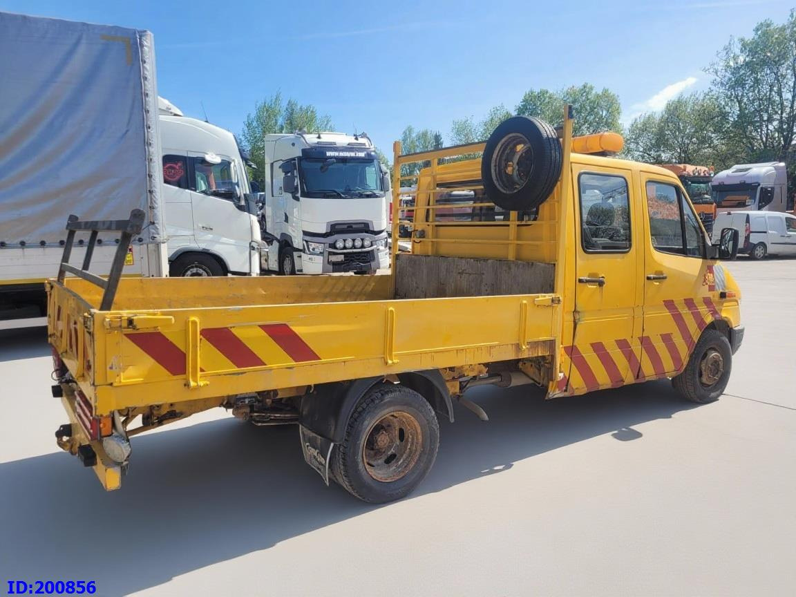 MERCEDES-BENZ Sprinter 408D - 5 Seater - Vrachtwagen met open laadbak: afbeelding 5 MERCEDES-BENZ Sprinter 408D - 5 Seater - Vrachtwagen met open laadbak: afbeelding 5