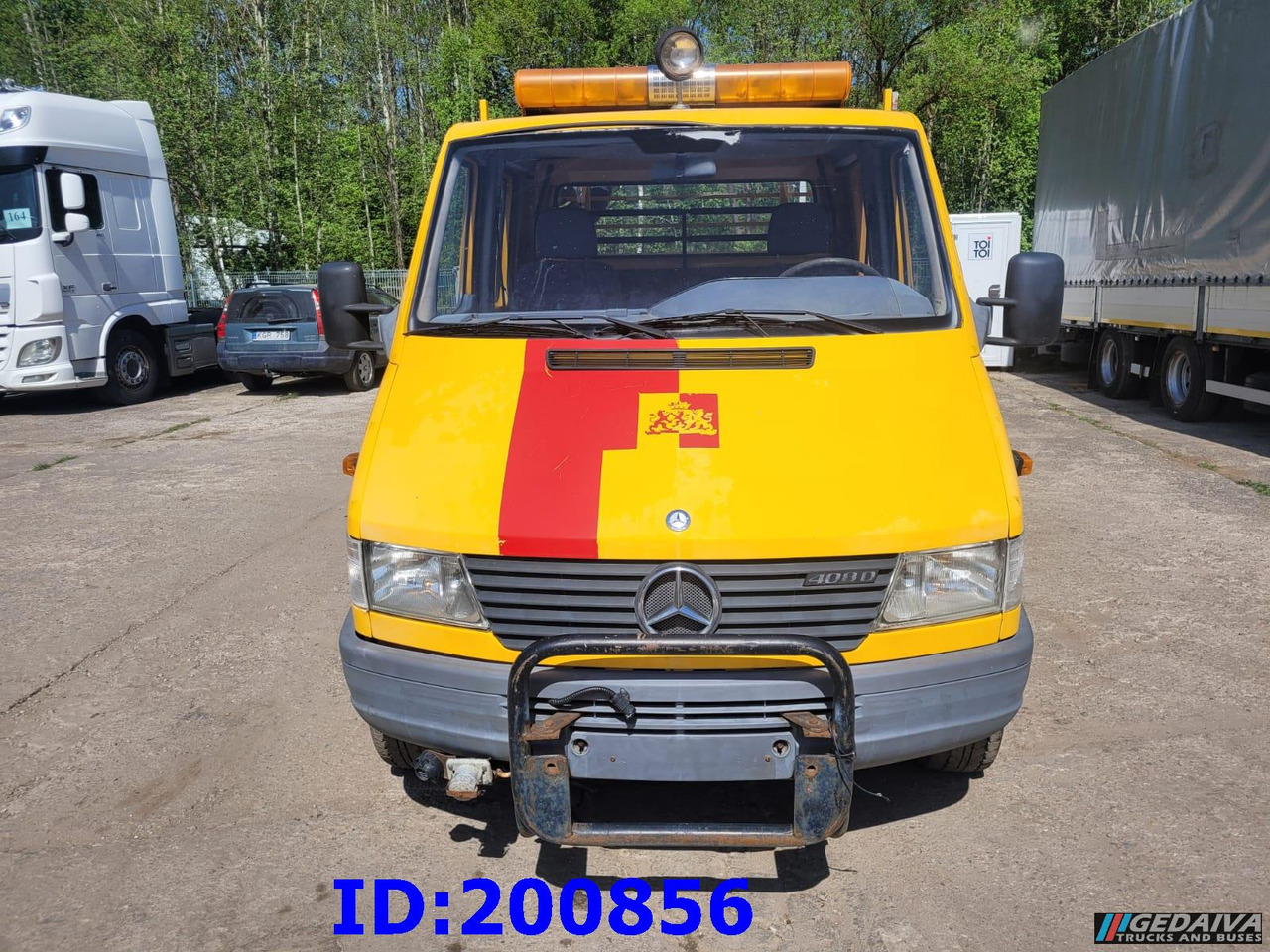 MERCEDES-BENZ Sprinter 408D - 5 Seater - Vrachtwagen met open laadbak: afbeelding 2 MERCEDES-BENZ Sprinter 408D - 5 Seater - Vrachtwagen met open laadbak: afbeelding 2