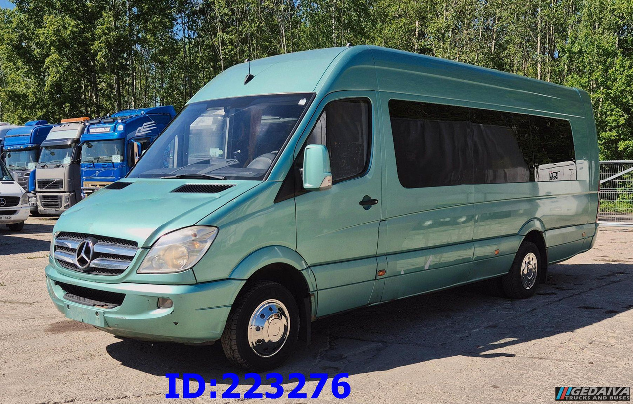 MERCEDES-BENZ Sprinter 516 - VIP - 23 Places - Touringcar: afbeelding 1 MERCEDES-BENZ Sprinter 516 - VIP - 23 Places - Touringcar: afbeelding 1