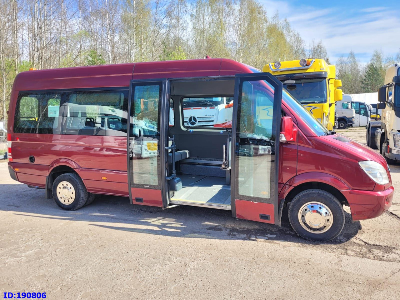 MERCEDES-BENZ Sprinter 518 - 22 Place - Stadsbus: afbeelding 5 MERCEDES-BENZ Sprinter 518 - 22 Place - Stadsbus: afbeelding 5