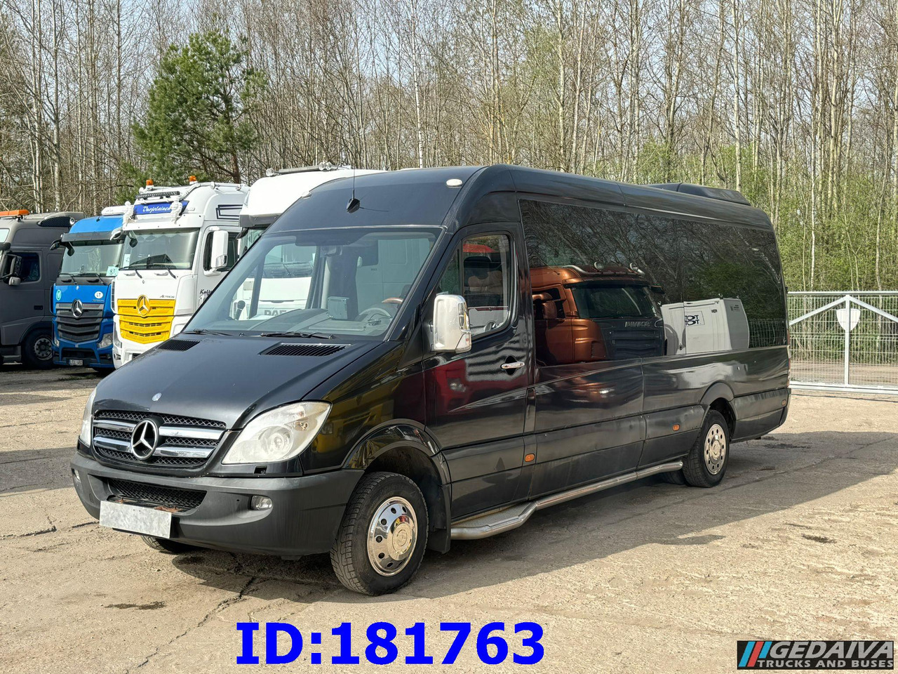 MERCEDES-BENZ Sprinter 518 - VIP - 17 Seater - Touringcar: afbeelding 1 MERCEDES-BENZ Sprinter 518 - VIP - 17 Seater - Touringcar: afbeelding 1