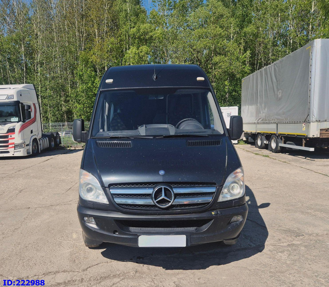 MERCEDES-BENZ Sprinter 519 VIP - 17 Seater - Touringcar: afbeelding 2 MERCEDES-BENZ Sprinter 519 VIP - 17 Seater - Touringcar: afbeelding 2