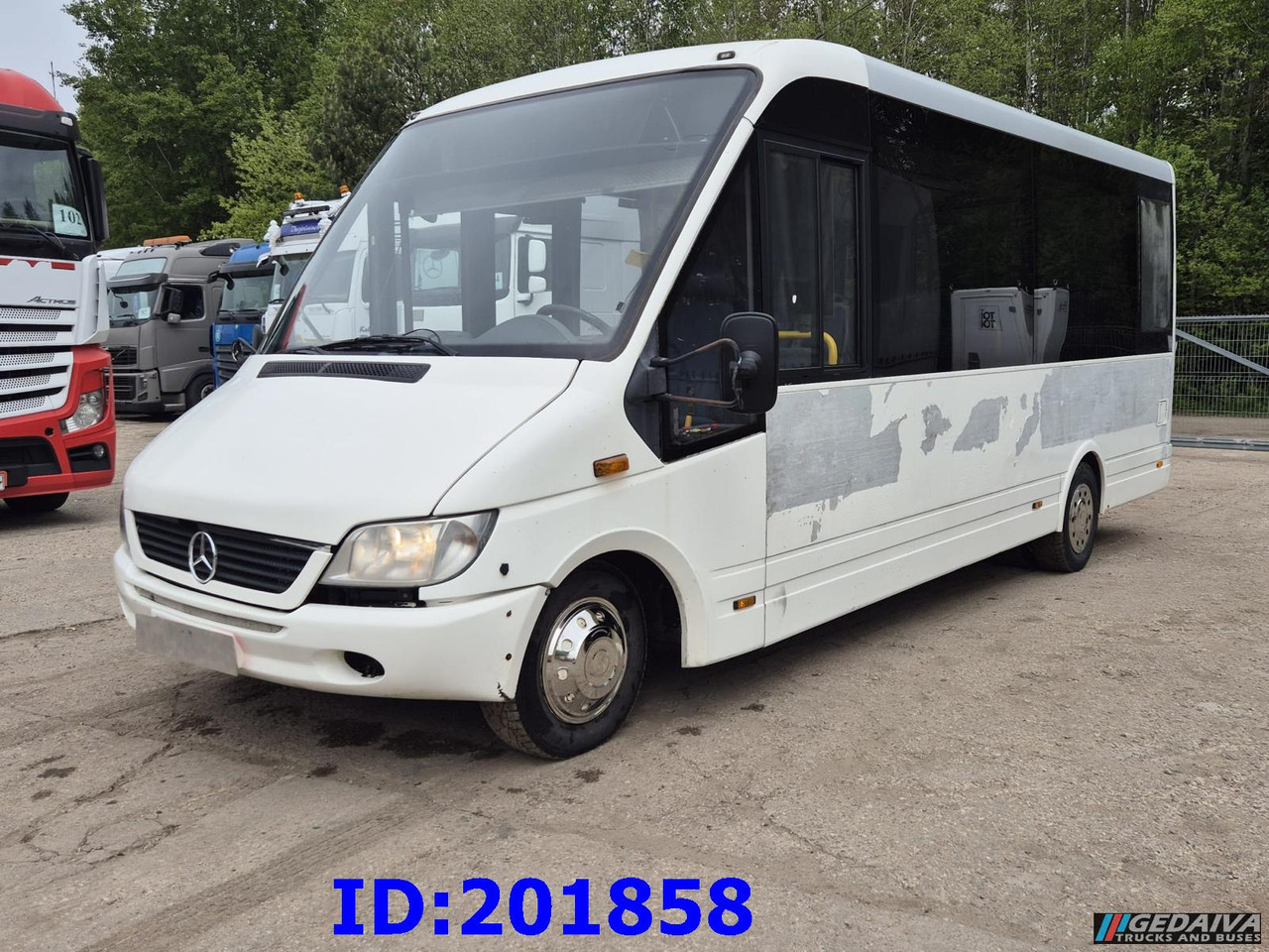 MERCEDES-BENZ Sprinter 616 - 27 Place - Stadsbus: afbeelding 4 MERCEDES-BENZ Sprinter 616 - 27 Place - Stadsbus: afbeelding 4
