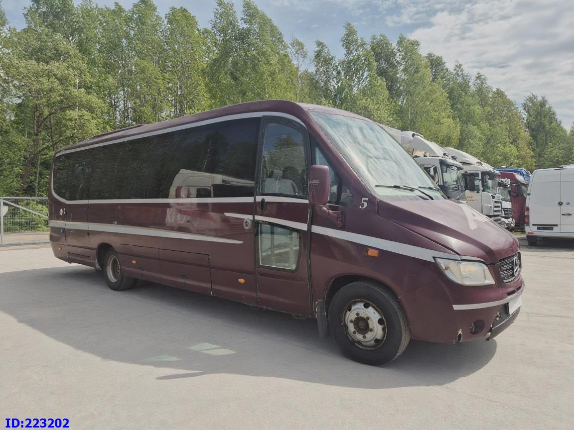 MERCEDES-BENZ Sunrider 818D Vario 33 - Seater - Touringcar: afbeelding 2 MERCEDES-BENZ Sunrider 818D Vario 33 - Seater - Touringcar: afbeelding 2