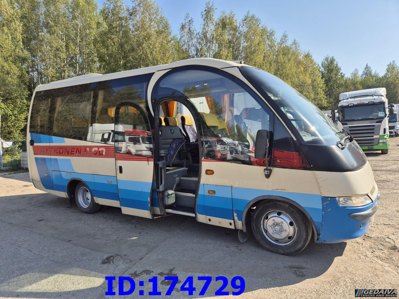 MERCEDES-BENZ Vario 815 26-Seater - Touringcar: afbeelding 4 MERCEDES-BENZ Vario 815 26-Seater - Touringcar: afbeelding 4