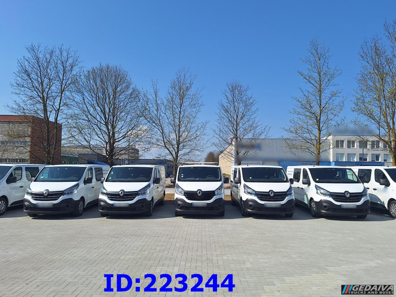 RENAULT Trafic (6pcs. available) - Bestelwagen met dubbele cabine: afbeelding 2 RENAULT Trafic (6pcs. available) - Bestelwagen met dubbele cabine: afbeelding 2